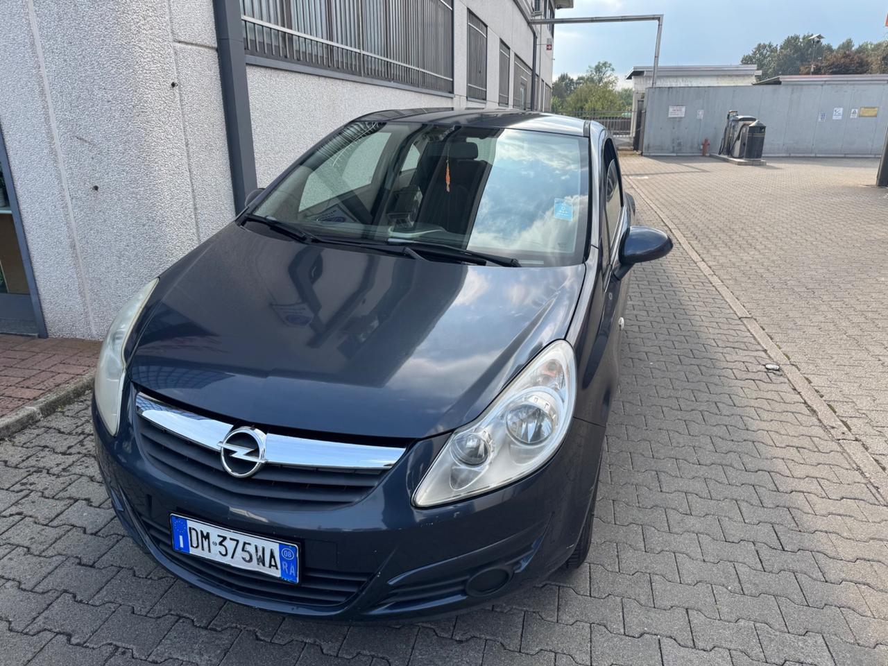 Opel Corsa 1.2 3 porte Club