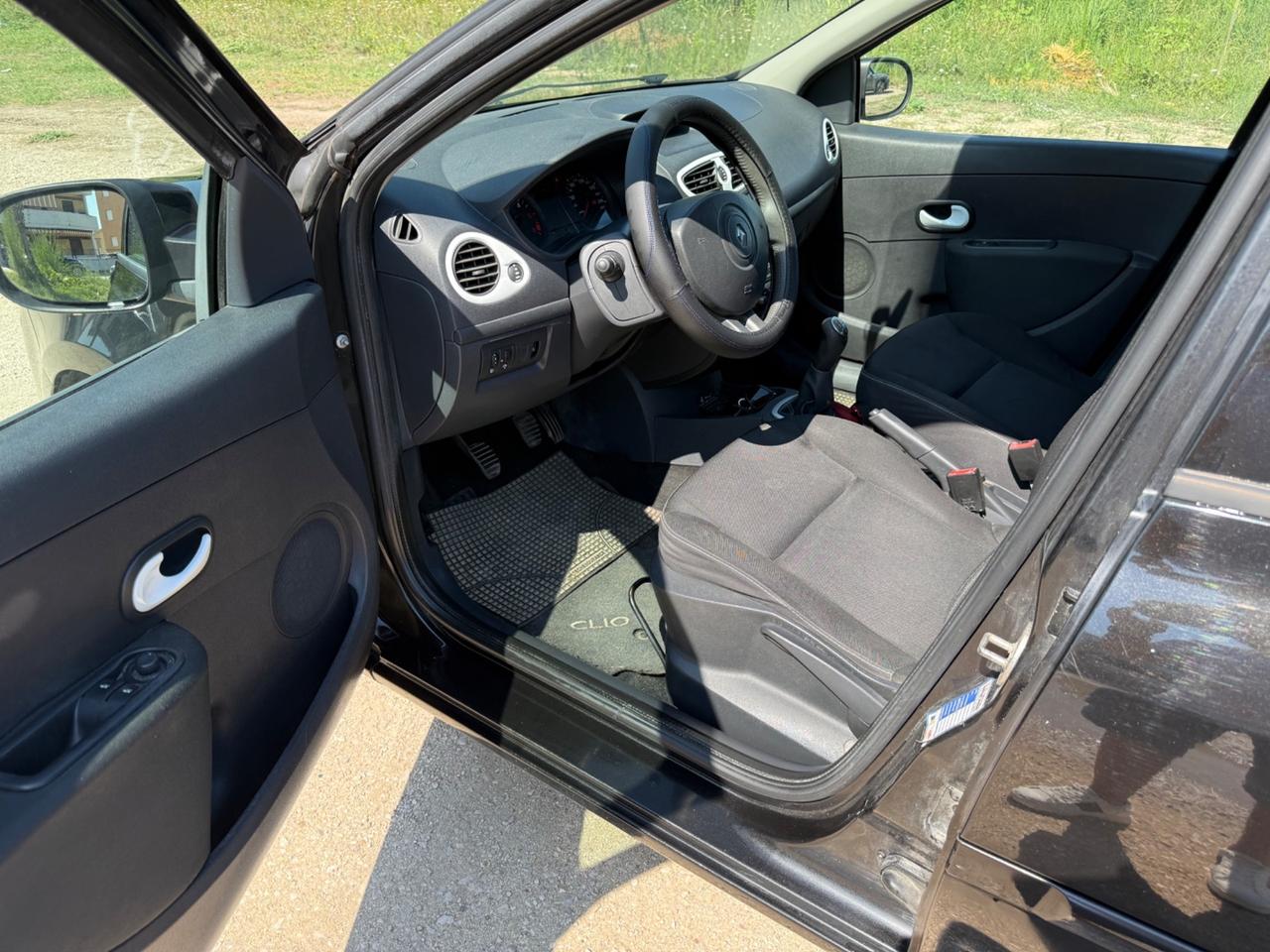 Renault Clio 1.5 dCi 75CV 5 porte NEOPATENTATI 2012