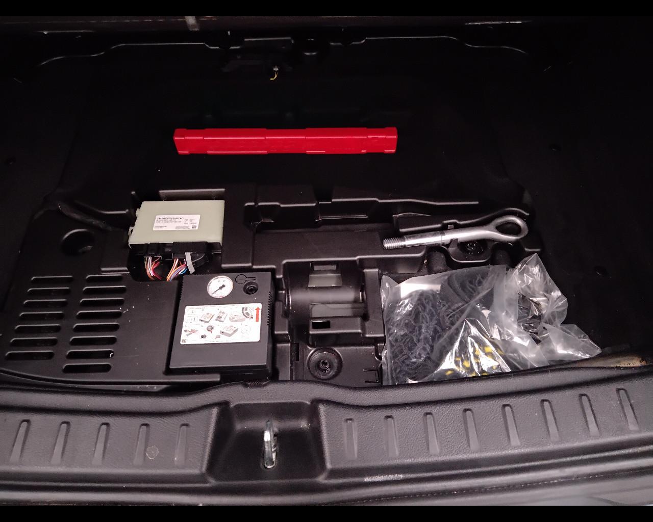 Mercedes-Benz GLA-H247 2020 - GLA 200 d Premium 4matic auto