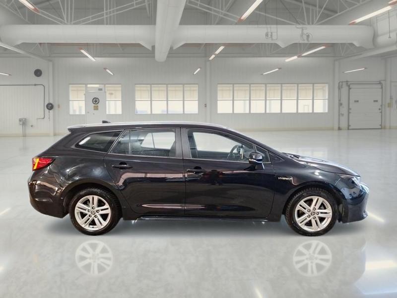 TOYOTA COROLLA TS HYBRID BUSINESS TECH 5 PORTE STATION WAGON