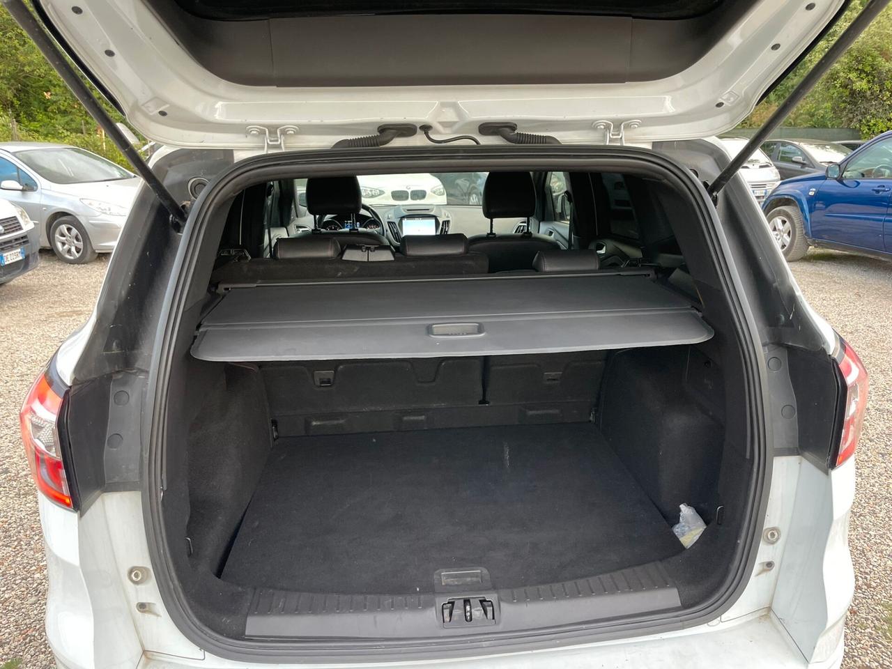 Ford Kuga 1.5 TDCI 120 CV S&S 2WD Business