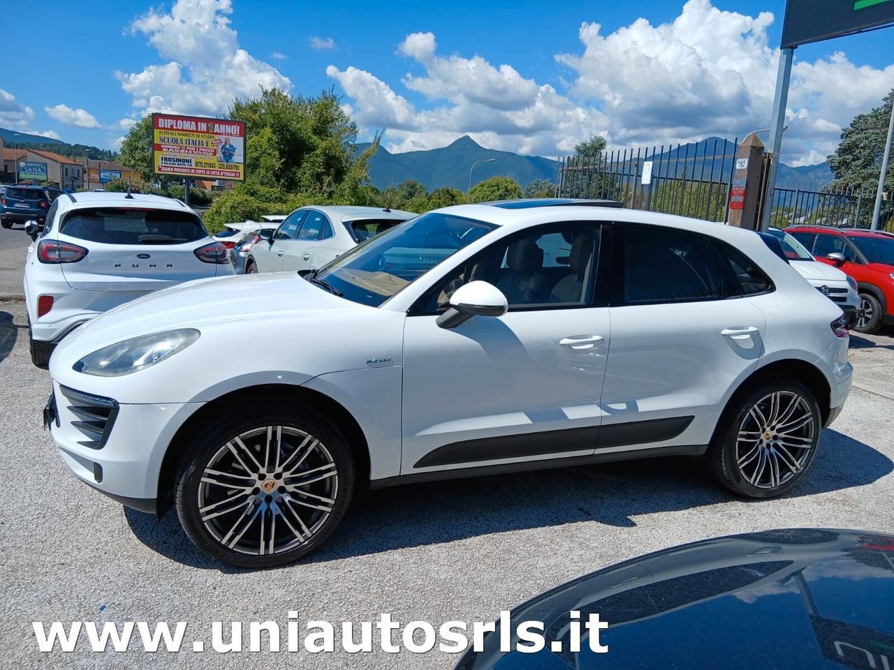 Porsche Macan S
