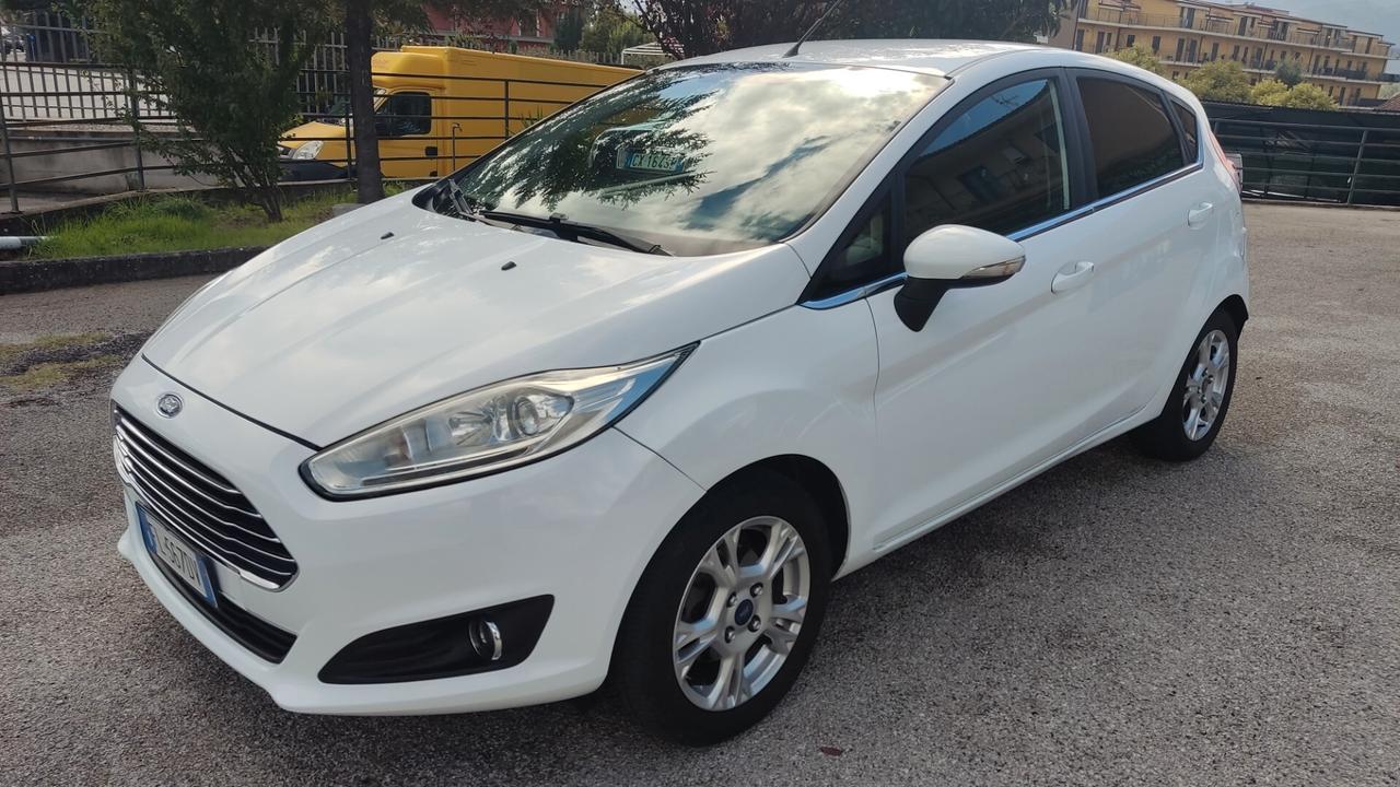 Ford Fiesta 1.5 TDCi 5 porte Titanium