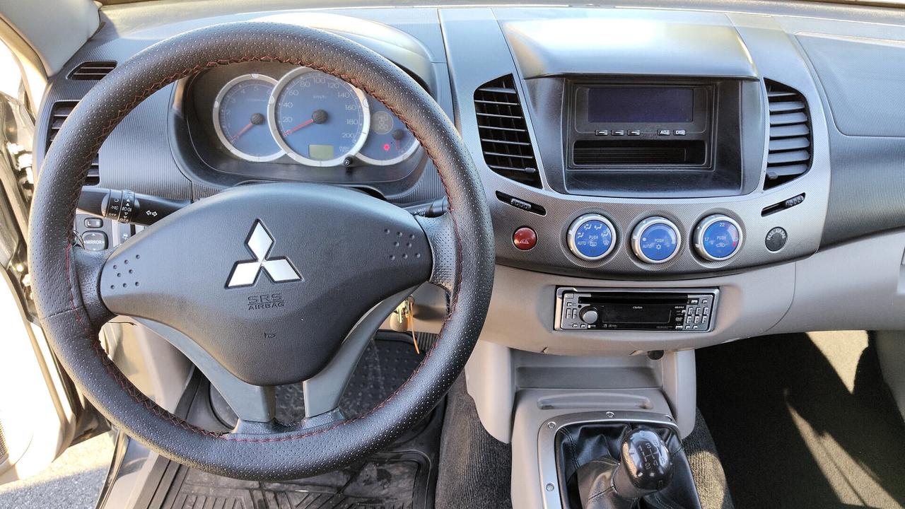 Mitsubishi L200 2.5 DI-D/136CV Double Cab Intense
