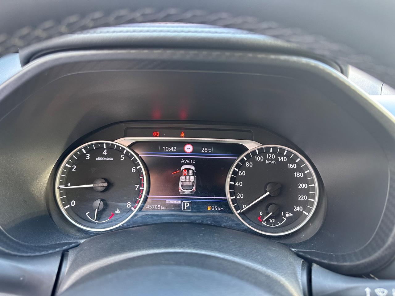 Nissan Juke 1.0 DIG-T 114 CV DCT Tekna