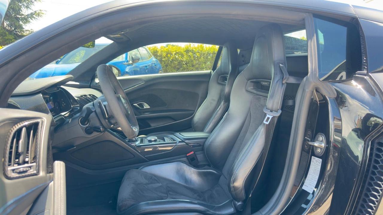 Audi R8 COUPE 5.2 V10 FSI 620CV PERFORMACE QUATTRO/S-TRONIC/CARBONIO/SEDILI A GUSCIO/BANG & OLUFSEN