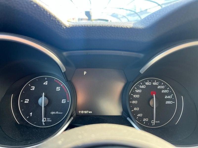 Alfa Romeo Stelvio Stelvio 2.2 Turbodiesel 160 CV AT8 RWD Business