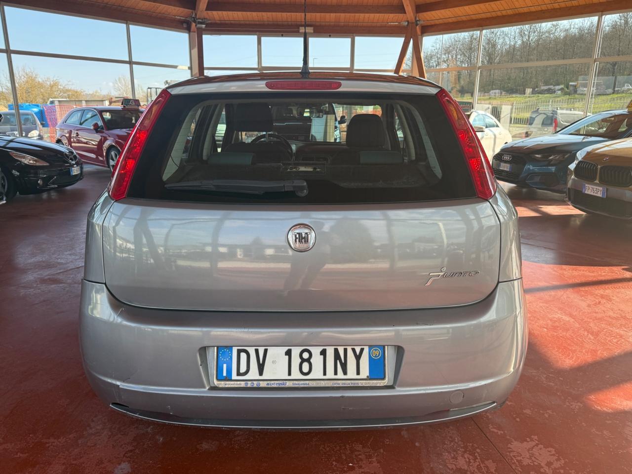 Fiat Grande Punto 1.2 Benzina - Neopatentati
