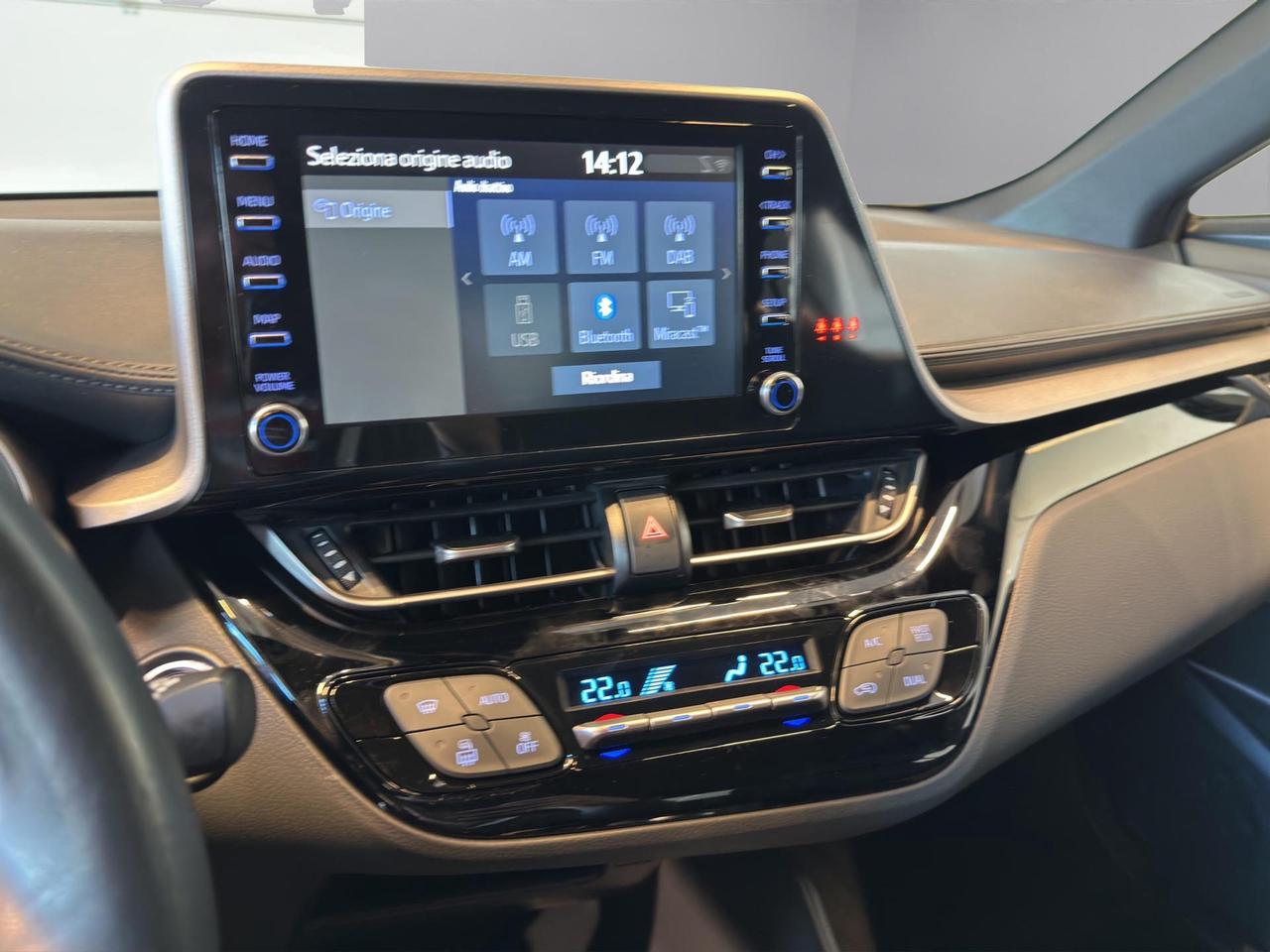 Toyota C-HR 1.8h Active e-cvt