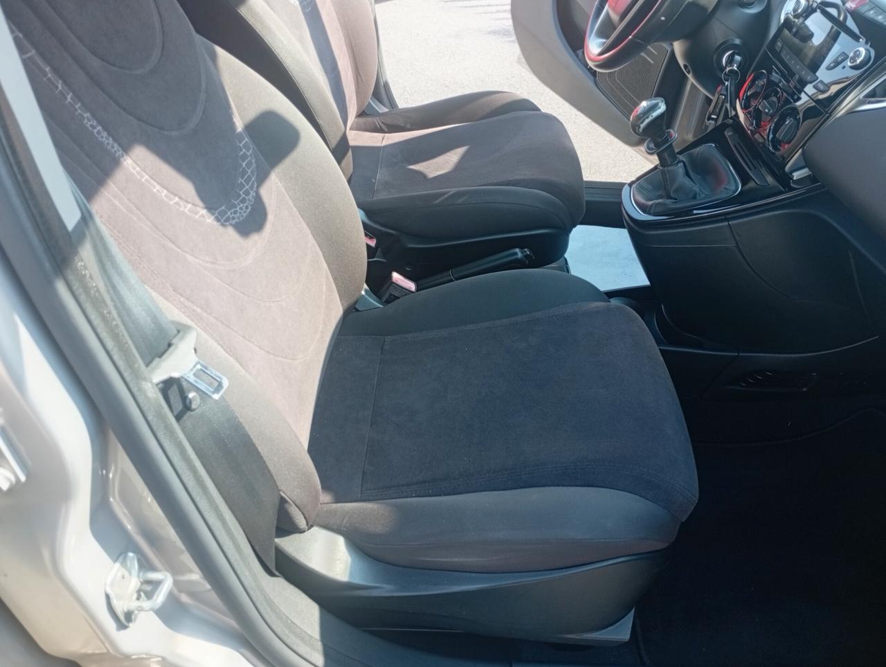 Lancia Ypsilon 1.2 69 CV 5 porte GPL Ecochic NEOPATENTATI OK