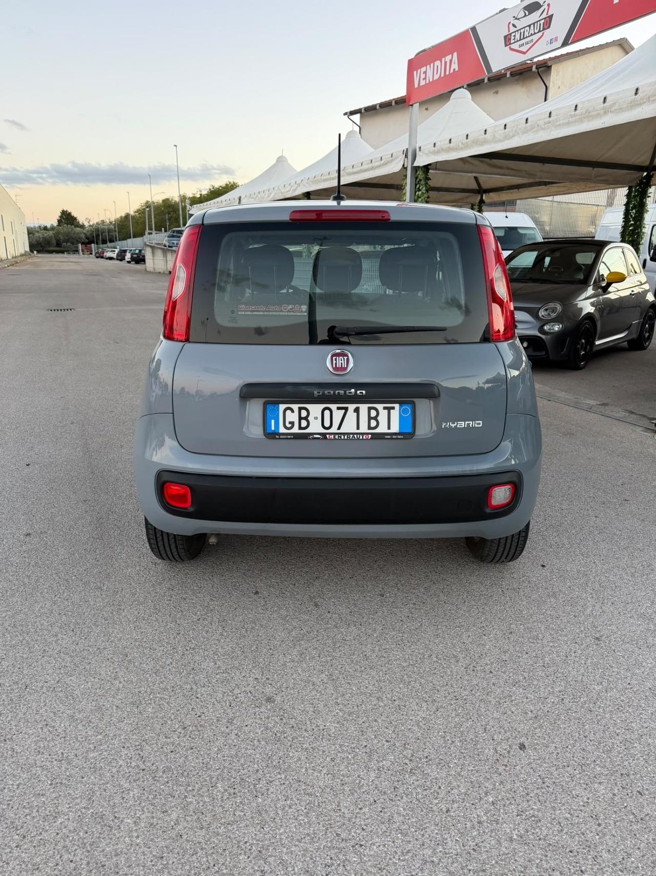 Fiat Panda 1.0 69CV BENZ-Hybrid 2020nuova garanzia