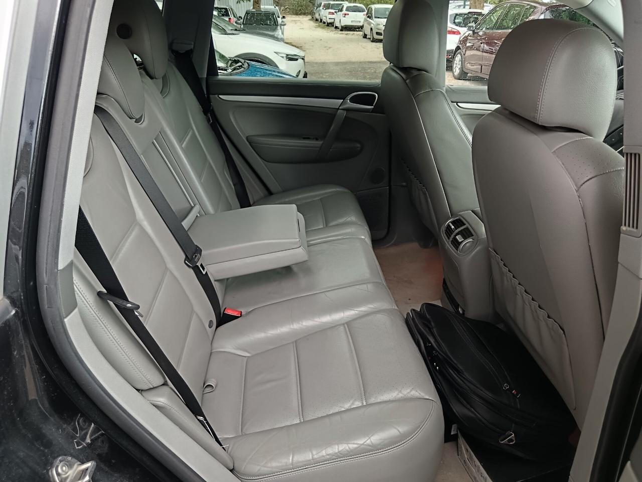 Porsche Cayenne 3.0 TDI 239CV TIPTRONIC