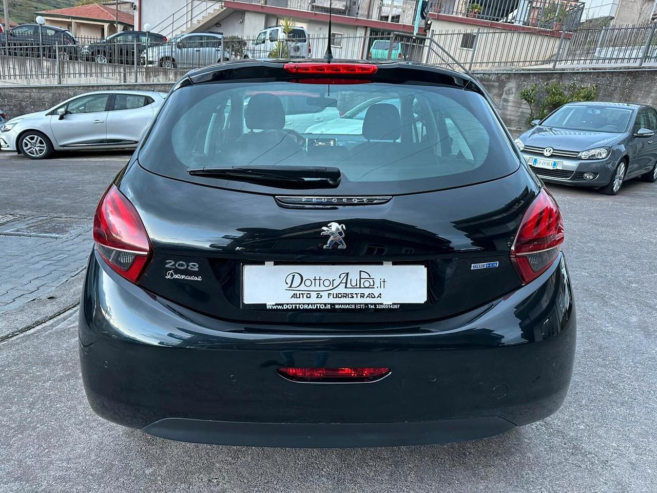 Peugeot 208 BlueHDi 75 5 porte Allure