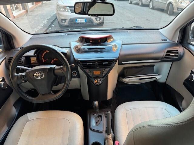 Toyota iQ 1.0 High Collection - Cambio Automatico