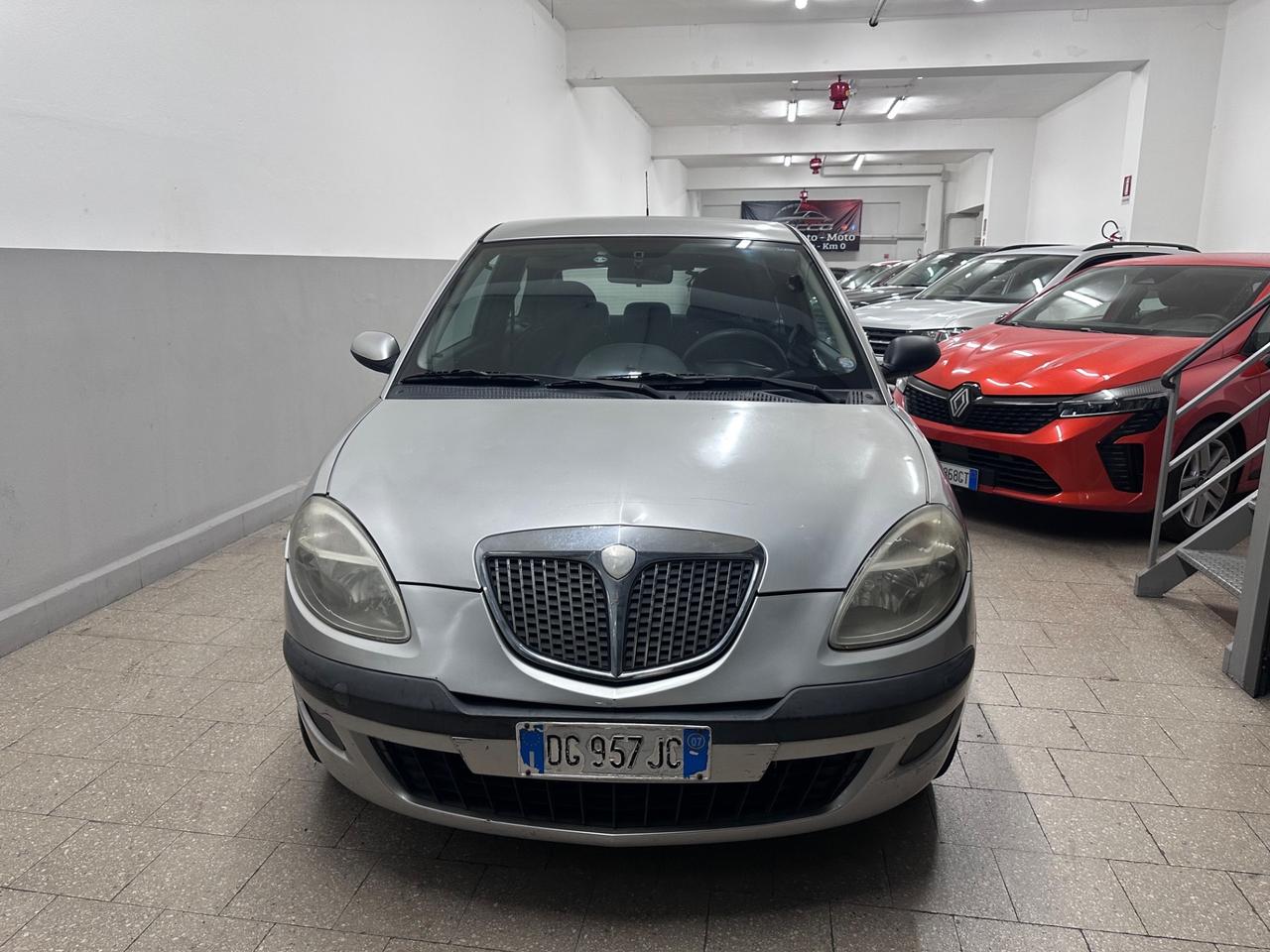 Lancia Ypsilon 1.2 Oro Giallo 2007