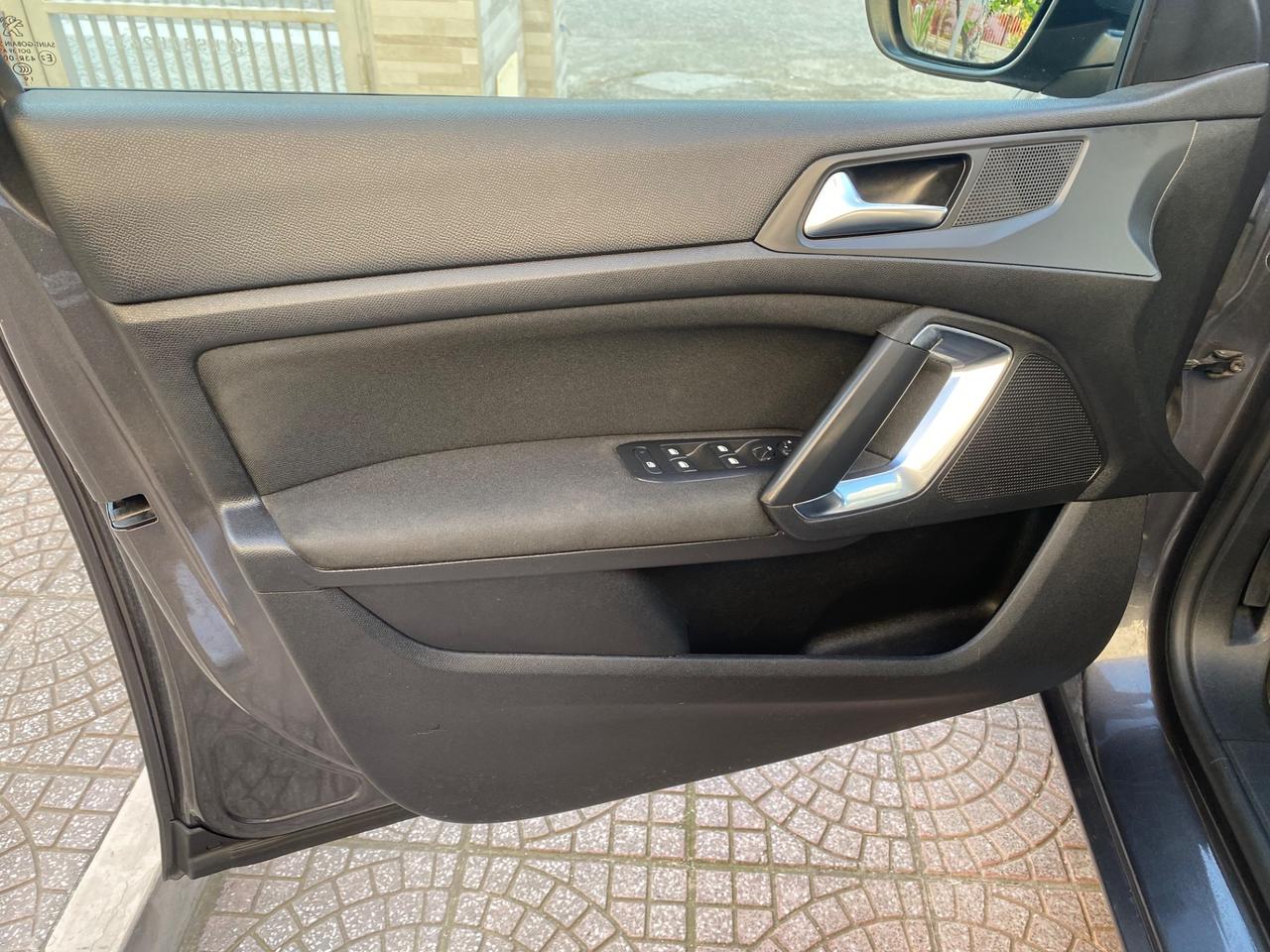 Peugeot 308 BlueHDi 130 S&S SW Active
