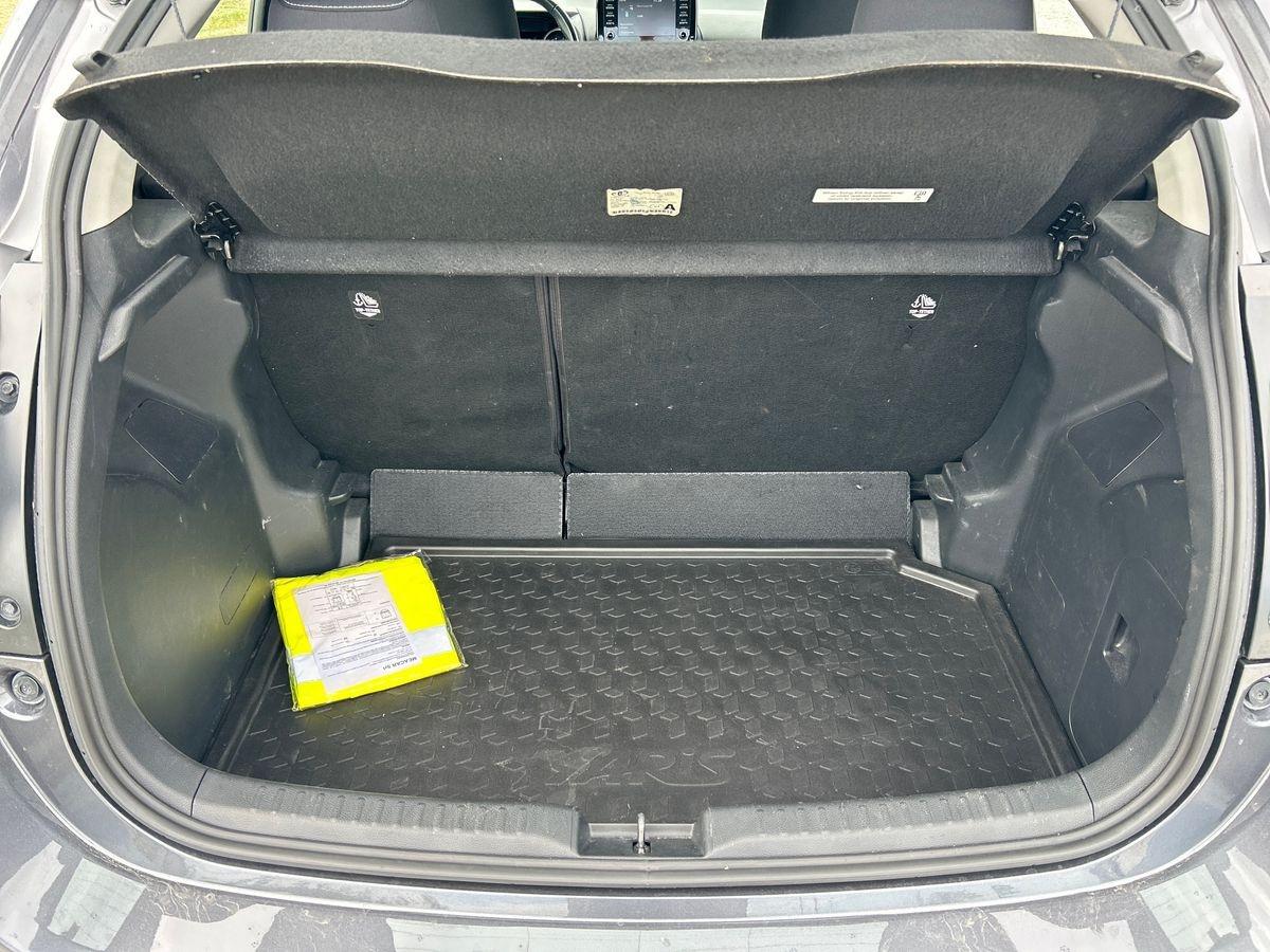 TOYOTA Yaris 4ª serie - Yaris 1.5 Hybrid 5 porte Trend