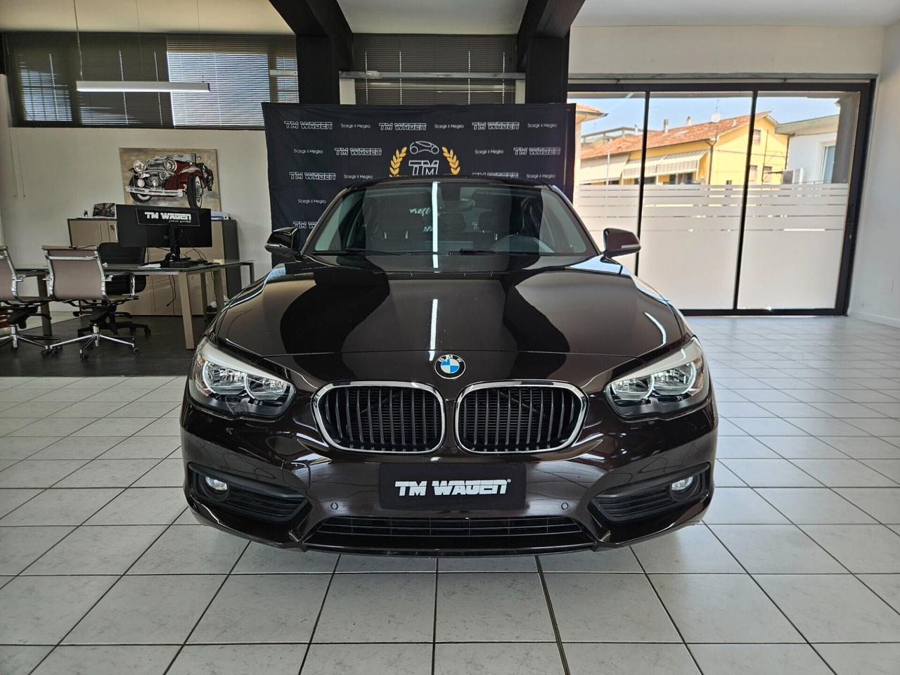 BMW 114 d Business 5p - IVA ESPOSTA