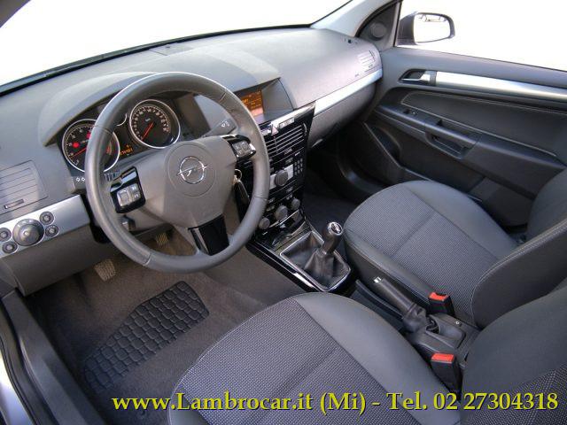 OPEL Astra 1.6 16V VVT 5 porte Cosmo 115cv