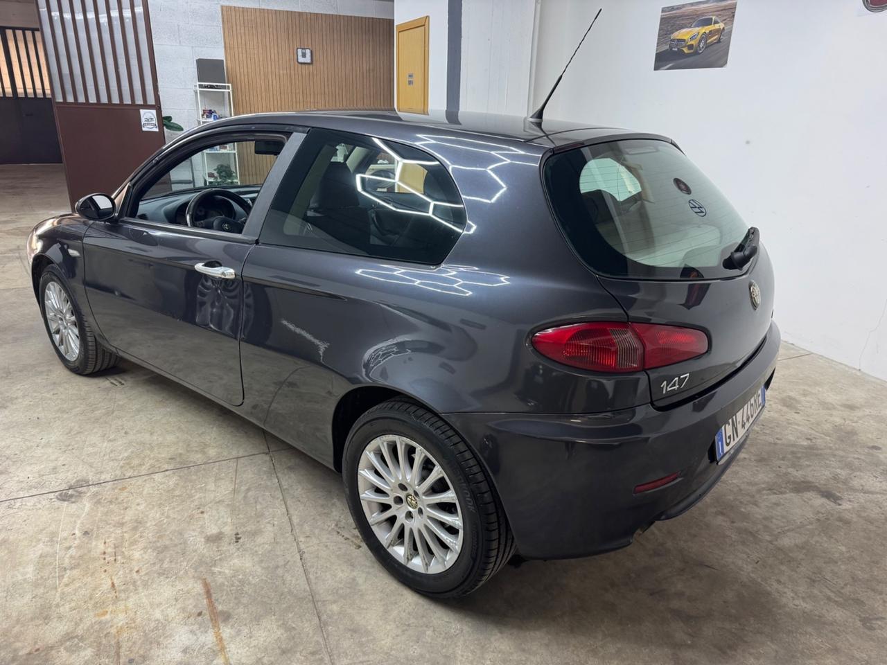 Alfa Romeo 147 1.6 GPL Distinctive 16v - 2008