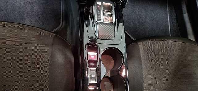 Peugeot 2008 PureTech 130 S&S EAT8 Active Pack