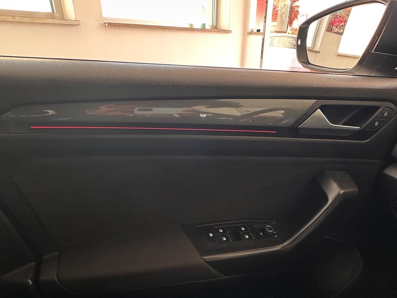 Volkswagen T-Roc 2.0 TDI SCR 150 CV DSG-2021-18”/PARK