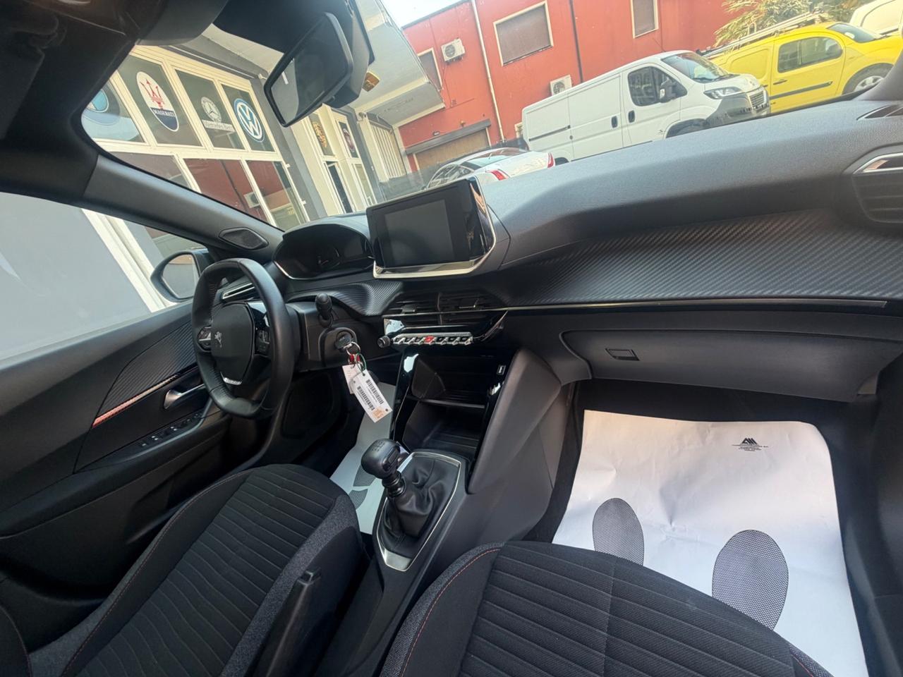 Peugeot 2008 PureTech 100 S&S Active Pack