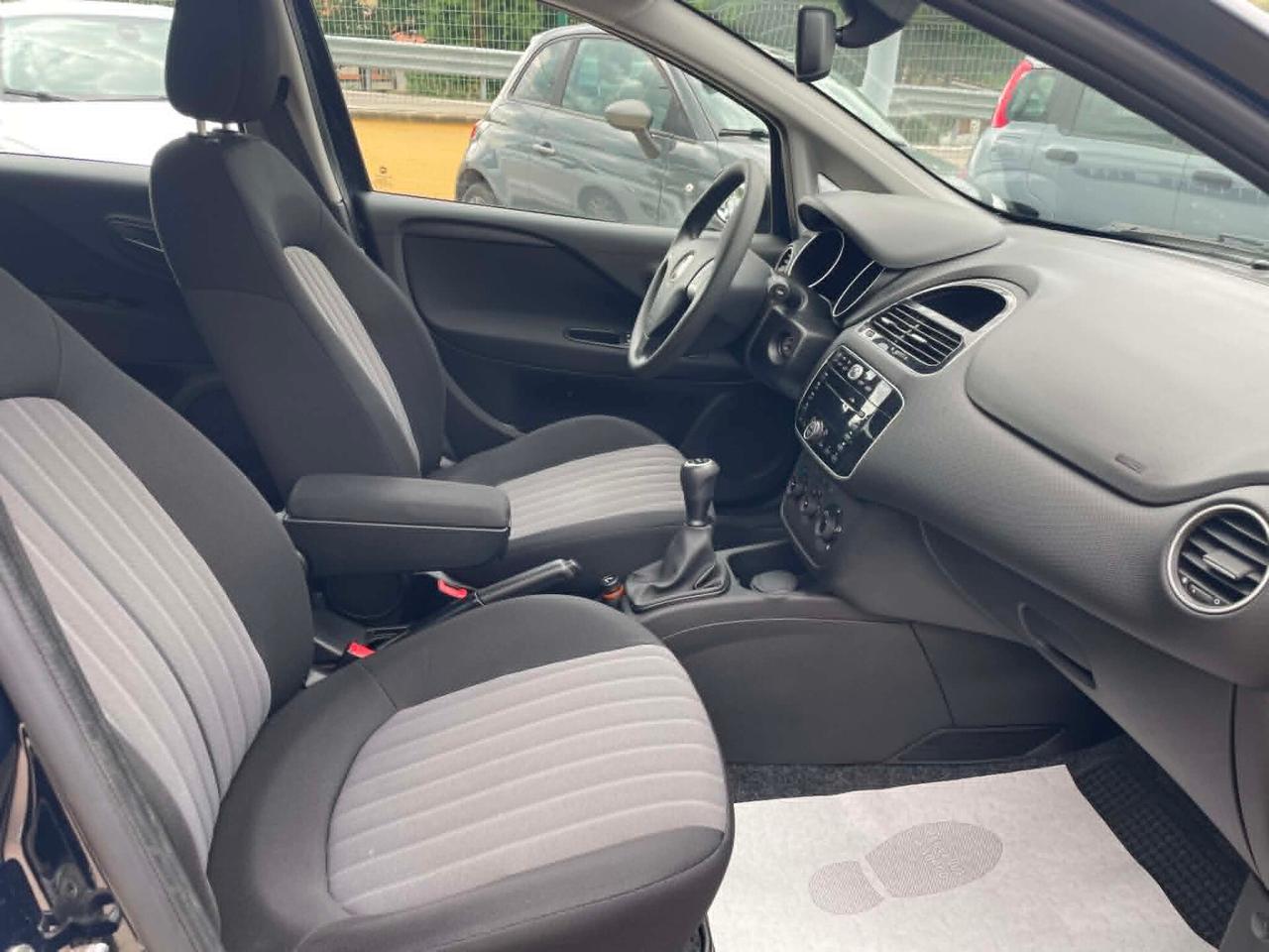 Fiat Punto 1.3 MJT II S&S 95 CV 5 porte Street