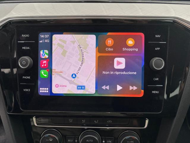 VOLKSWAGEN Passat Variant 2.0 TDI SCR EVO DSG Business