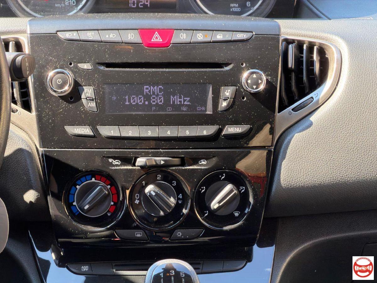 LANCIA - Ypsilon 1.3 mjt Gold c/CL s&s 95cv