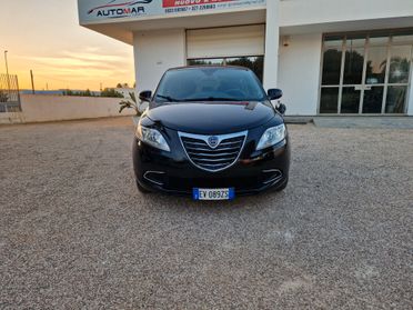 Lancia Ypsilon 1.2 69 CV 5 porte Platinum