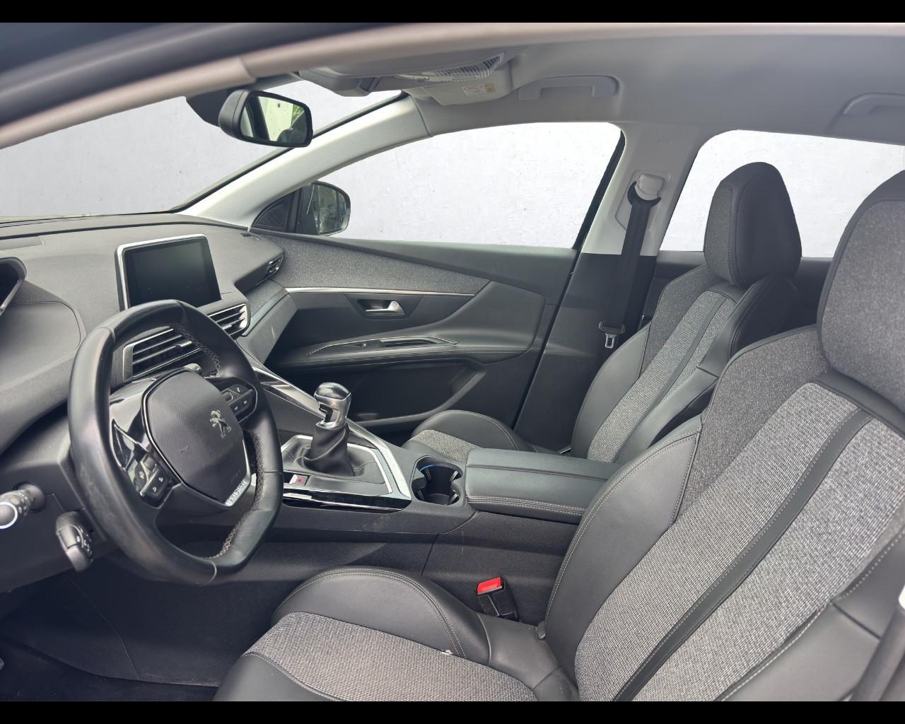 PEUGEOT 3008 2ª serie - 3008 BlueHDi 130 S&S Allure