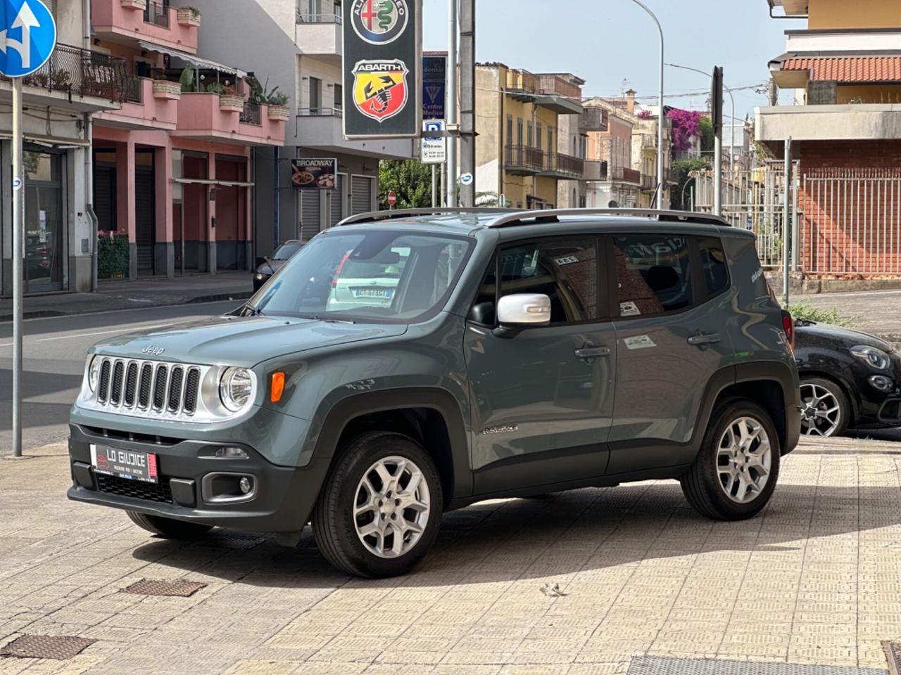 JEEP RENEGADE tua a 142€ al mese senza anticipo