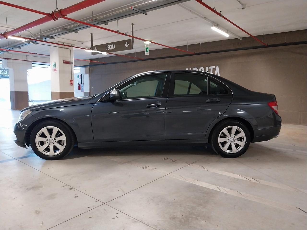 Mercedes-benz C 220 CDI Avantgarde AMG