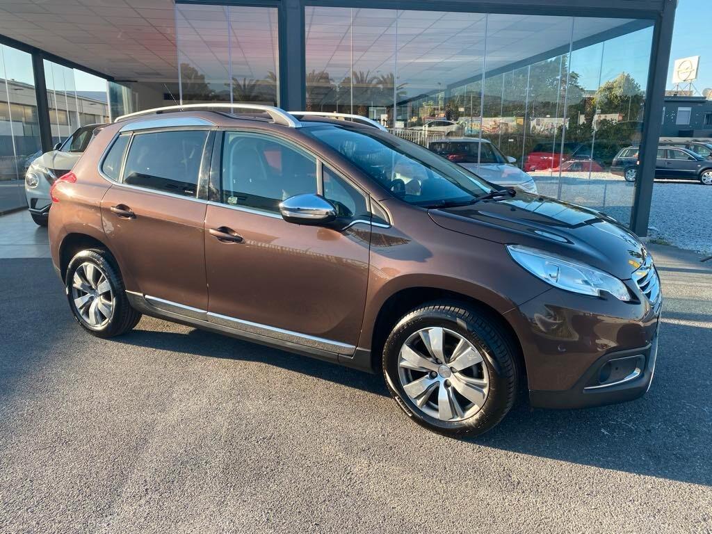Peugeot 2008 PureTech 1.2 82 cv ETG5 S&S Allure