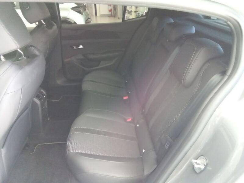 Peugeot 408 GT Hybrid 225 e-EAT8 S&S aut.