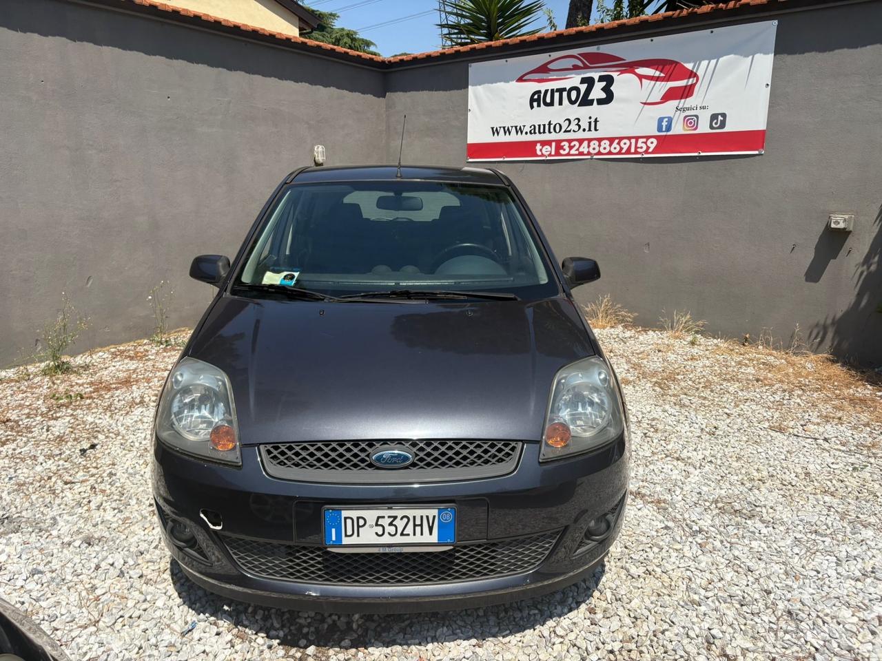Ford Fiesta 1.2 5p. Titanium 75CV Ok Neopatentati