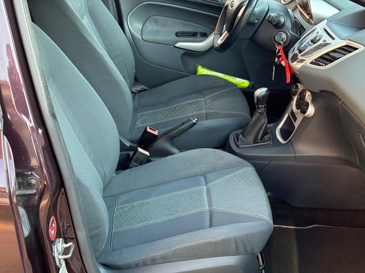 Ford Fiesta 1.4 5 porte Bz.- GPL Titanium UNICO PROPRIETARIO