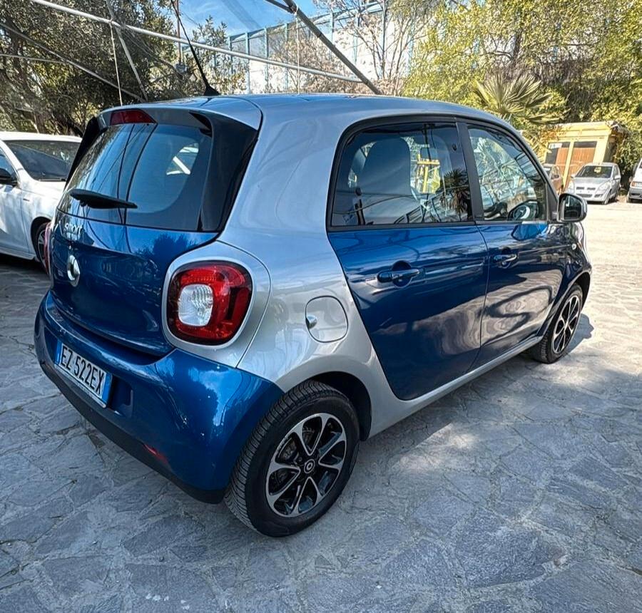 Smart ForFour 70 1.0 Passion