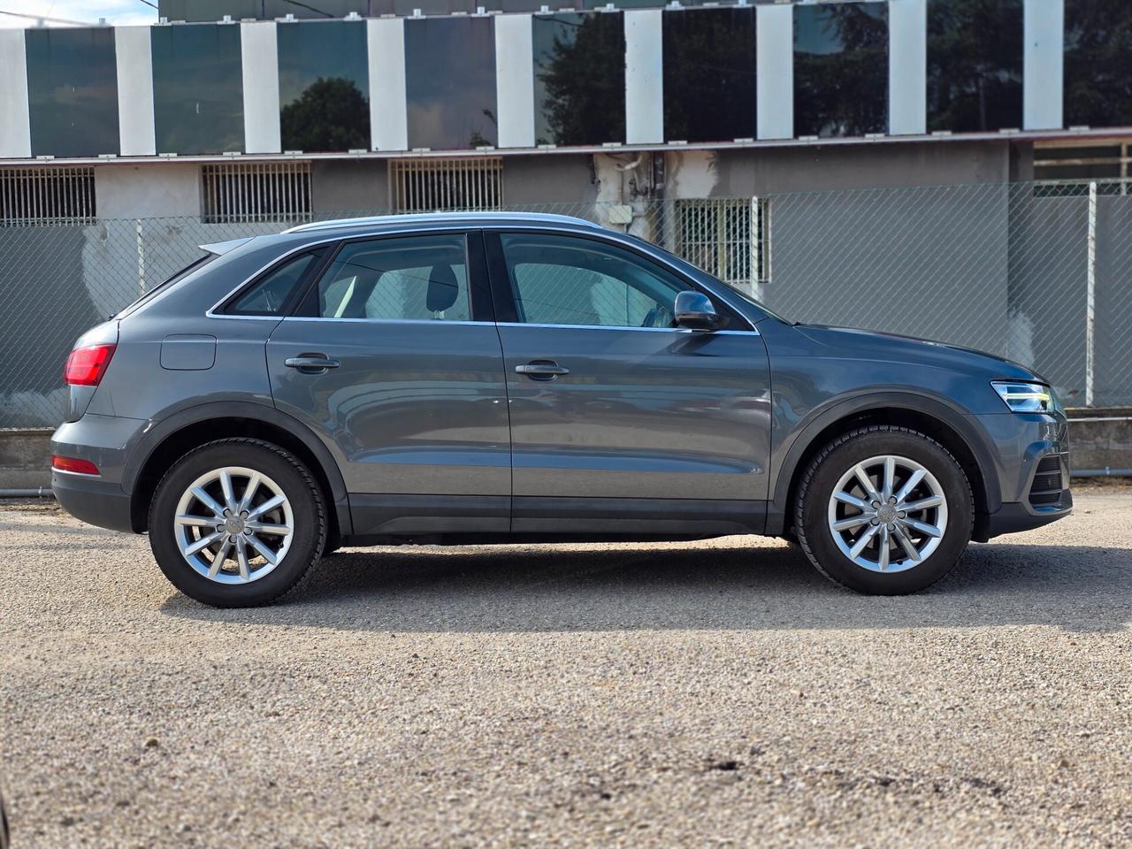 Audi Q3 2.0 TDI 150 CV quattro Business