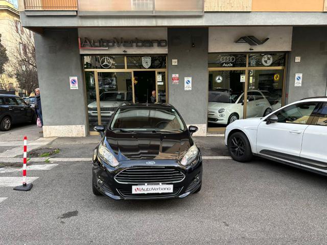 FORD Fiesta 1.5 TDCi 75CV 5 porte Adatta a Neopatentati