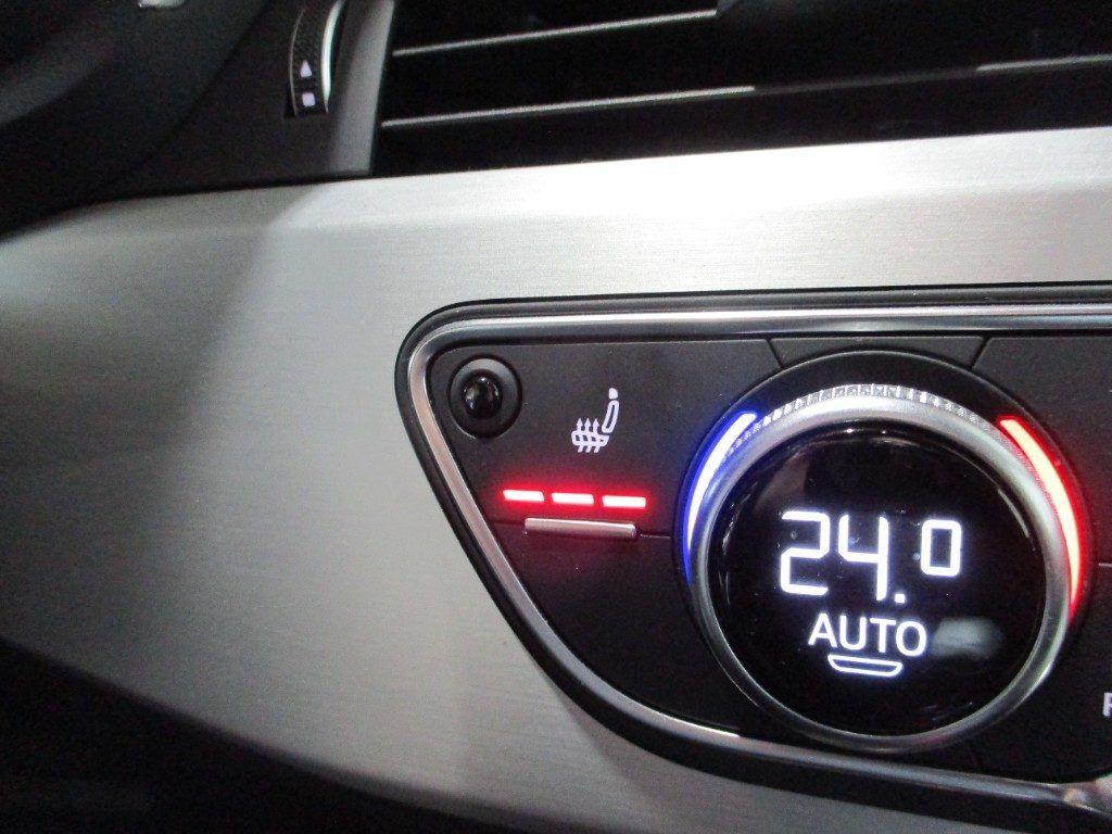 Audi A5 Cabrio 40 TFSI S tronic Sport S-LINE