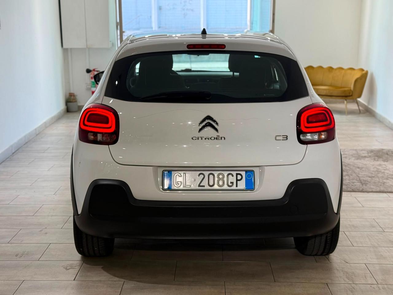 Citroen C3 1.2 shine 83CV anno 2022 90.000km