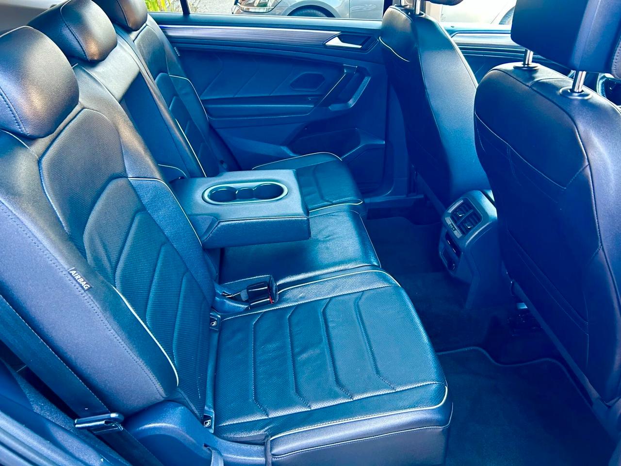 Volkswagen Tiguan Allspace Tiguan Allspace 2.0 TDI SCR DSG 4MOTION TETTO APRIBILE INTERNI IN PELLE TOTALE