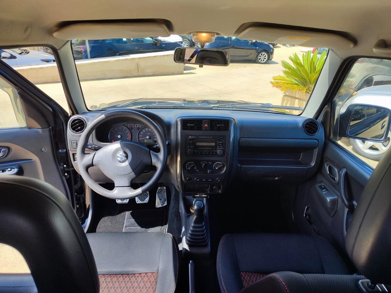 Suzuki Jimny 1.3i 16V cat 4WD JLX