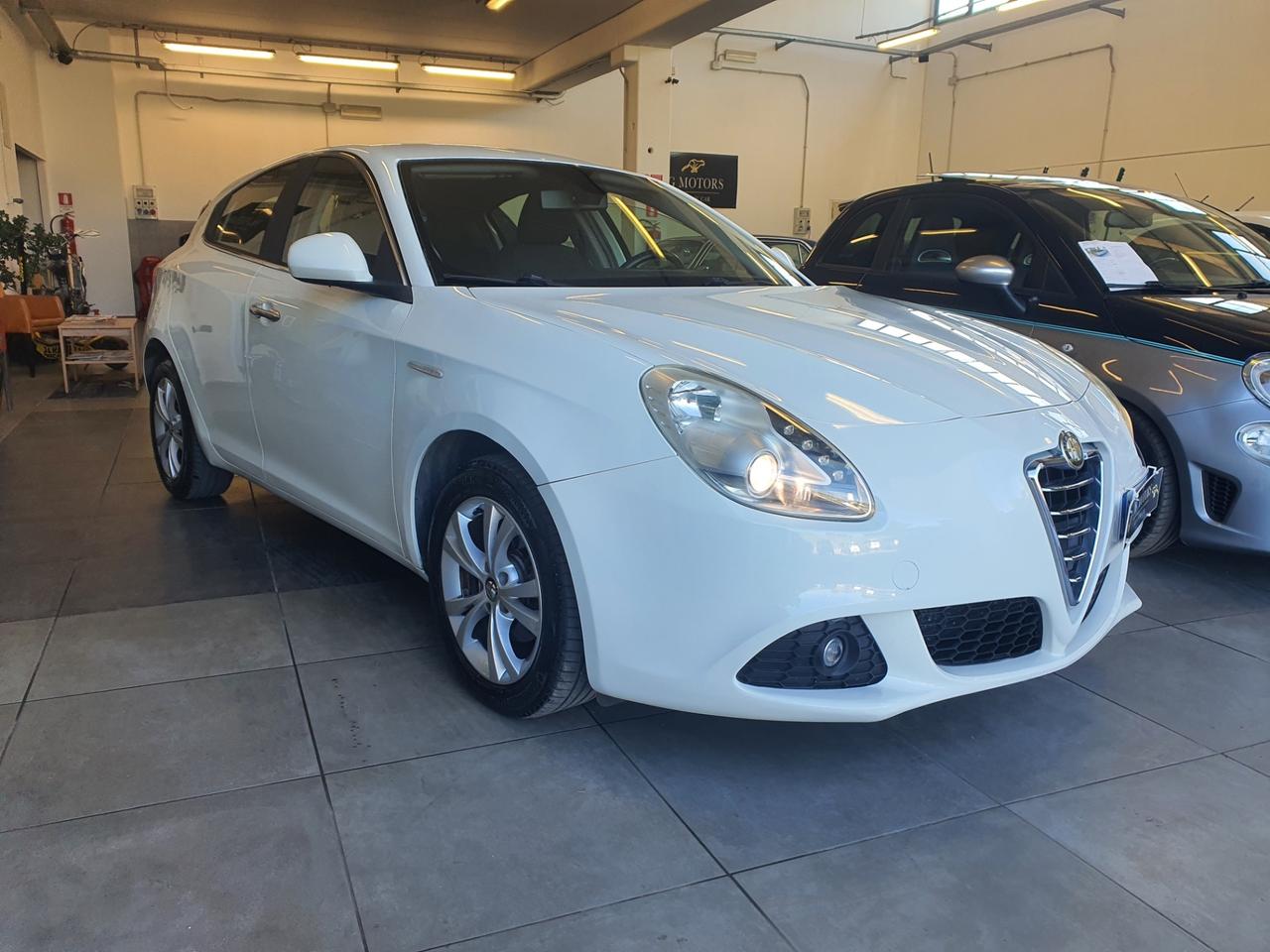 Alfa Romeo Giulietta 1.6 JTDm-2 105 CV Exclusive