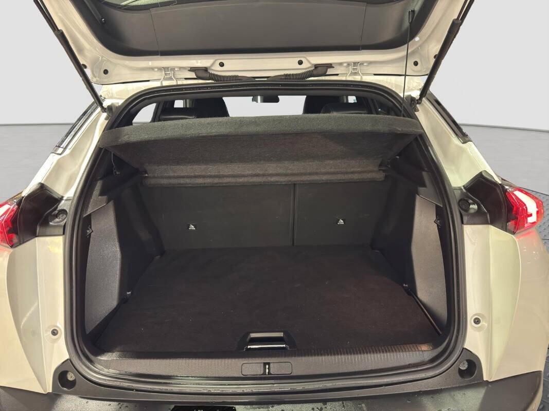 Peugeot 2008 BlueHDi 130 S&S EAT8 Allure 2023