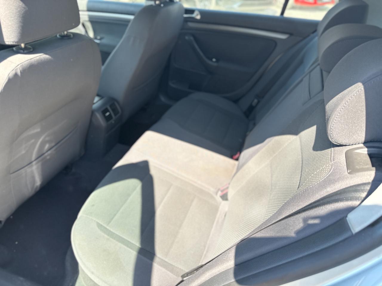 Volkswagen Golf 1.6 16V FSI 5p. Comfortline