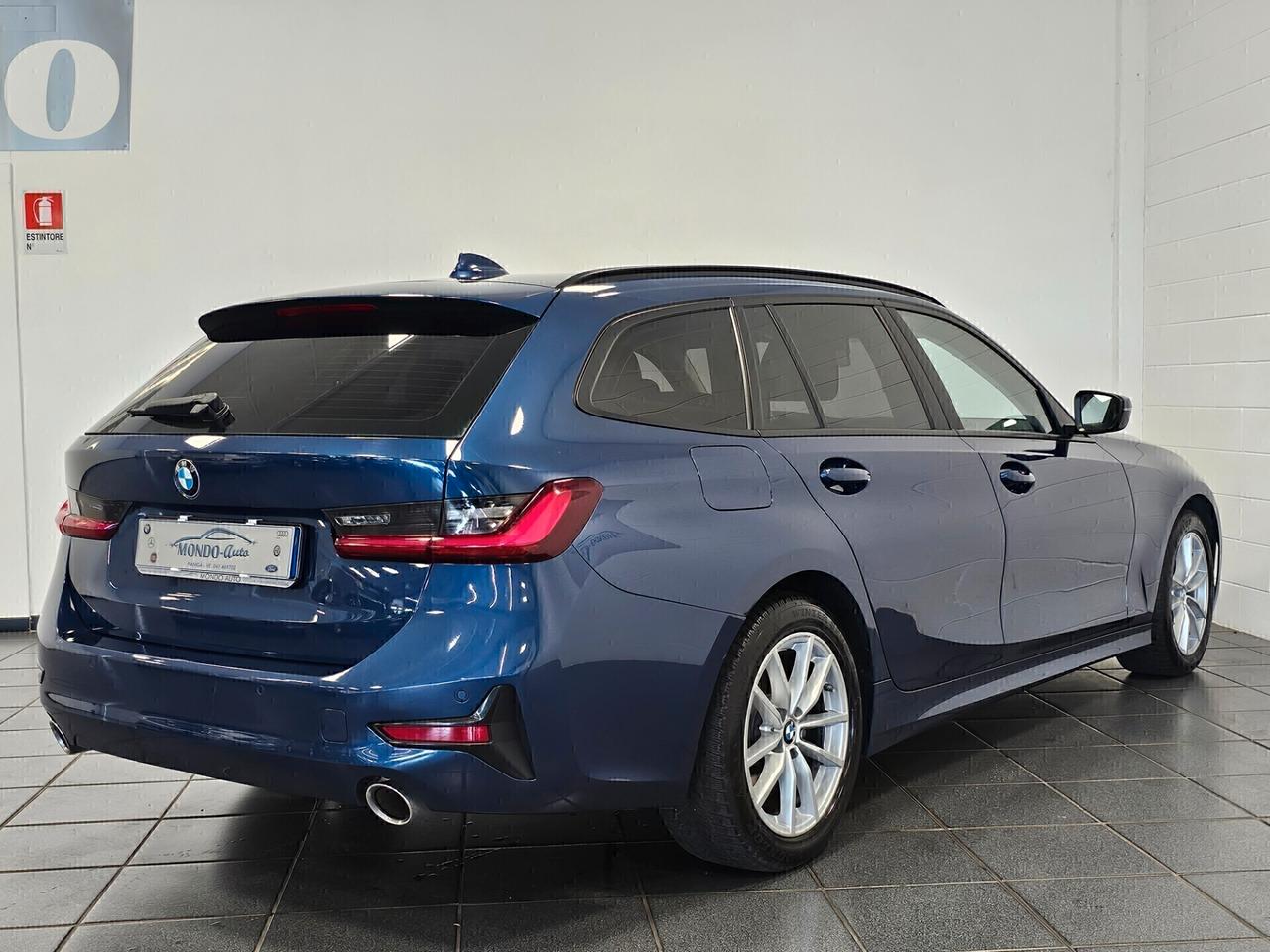 Bmw 320d xDrive 48v Touring Business Adv. 190cv