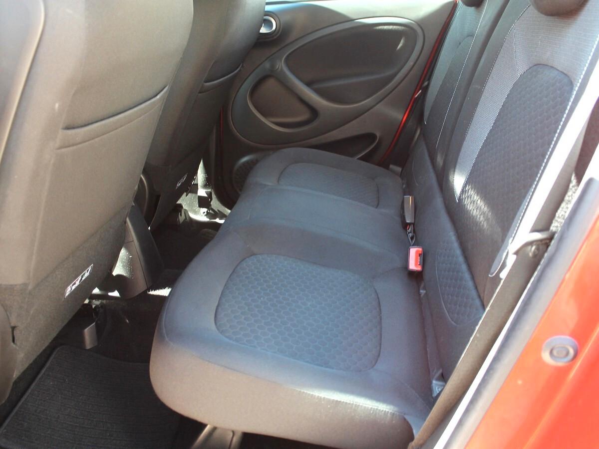 Smart ForFour EQ Passion Pdc Apple/Android UNIPRO IVA DEDUCIBILE